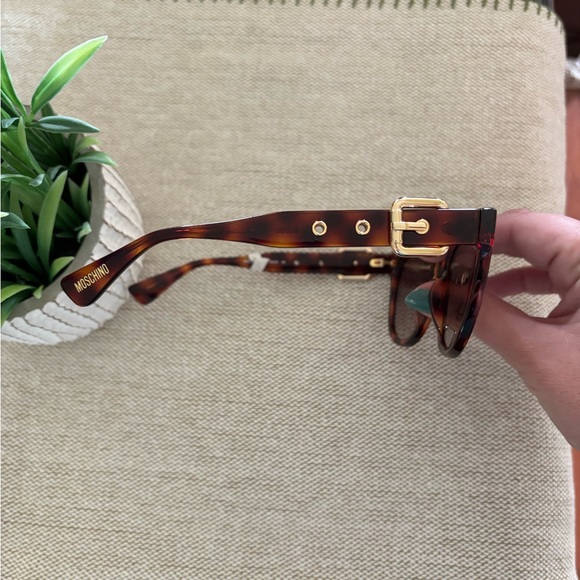 Moschino Buckle Tortoise Sunglasses - Picture 6 of 12